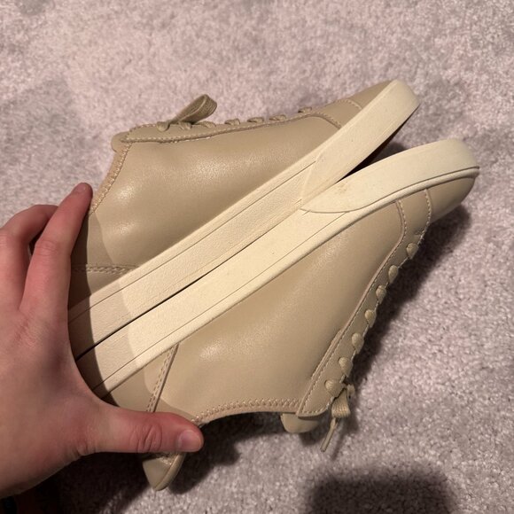 Kizik Irvine Plus, Size 8, Doeskin - Picture 3 of 4